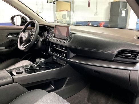 Certified 2023 Nissan Rogue SV AWD/4WD image 14