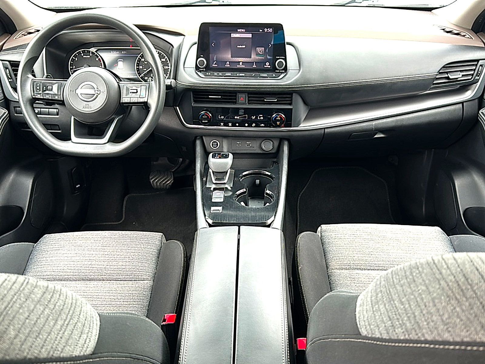 Used 2023 Nissan Rogue SV FWD image 20