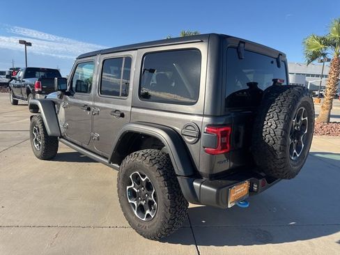 Used 2023 Jeep Wrangler Unlimited Rubicon 4xe image 3
