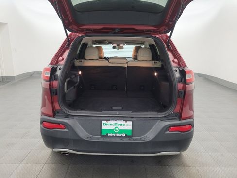 Used 2016 Jeep Cherokee Limited image 29