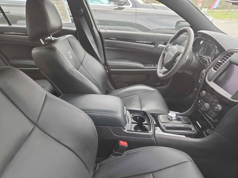 Used 2023 Chrysler 300 S w/ Comfort Group image 12