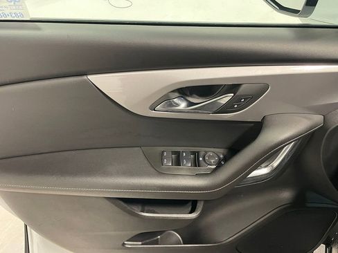 Used 2025 Chevrolet Blazer LT image 18