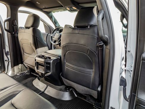 Used 2020 RAM 1500 Big Horn image 33