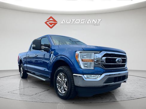 Used 2022 Ford F150 XLT w/ XTR Package AWD/4WD image 11