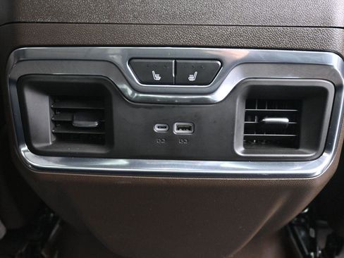 Used 2024 GMC Sierra 1500 Denali image 17