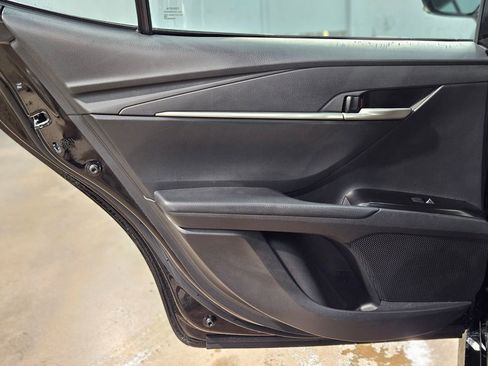 Used 2025 Toyota Camry LE image 33