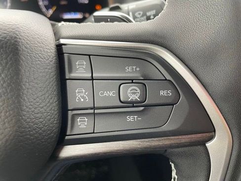 New 2026 Jeep Grand Cherokee Altitude AWD/4WD image 15