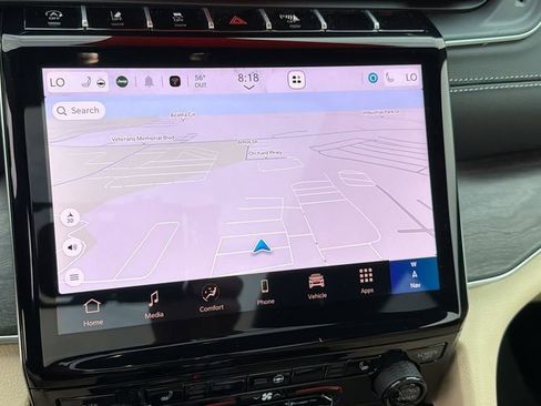 Used 2025 Jeep Grand Cherokee Limited w/ Trailer Tow Package image 30