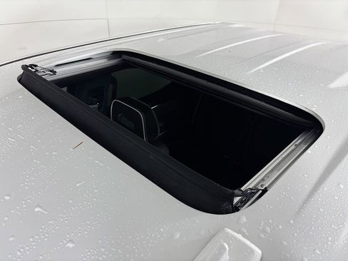 Certified 2024 GMC Sierra 1500 AT4X w/ AT4X AEV Edition image 26