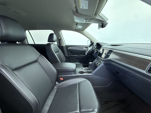 Used 2018 Volkswagen Atlas SE image 13