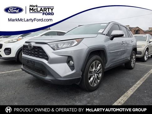 Used 2019 Toyota RAV4 XLE Premium FWD image 1