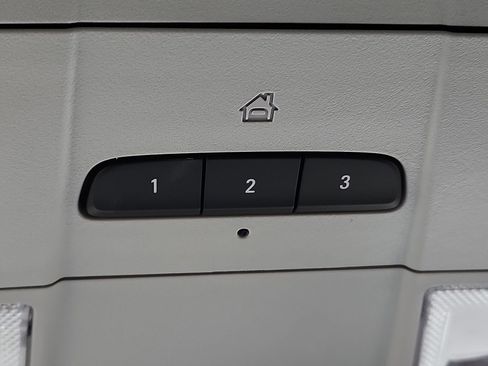 Used 2020 Chevrolet Blazer LT image 20