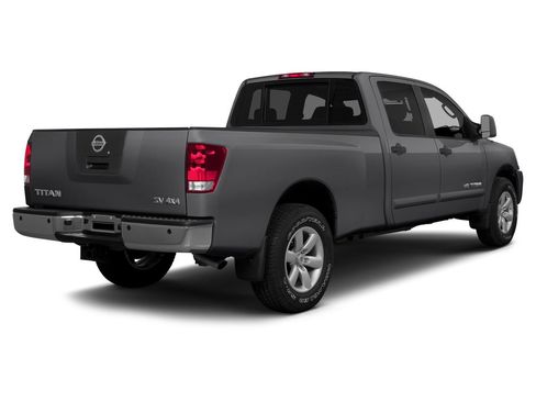Used 2015 Nissan Titan SL w/ SL Moonroof Package AWD/4WD image 2