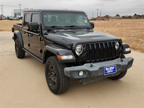Used 2022 Jeep Gladiator Willys image 6