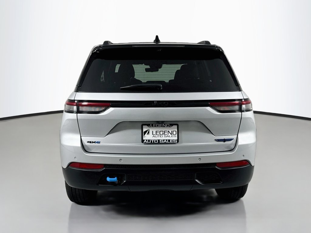 Used 2023 Jeep Grand Cherokee Trailhawk w/ Advanced Protech Group II AWD/4WD image 7