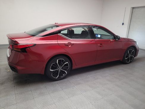 Used 2023 Nissan Altima 2.5 SR w/ SR Premium Package FWD image 10