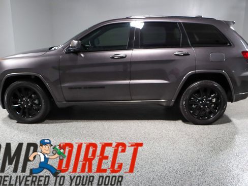 Used 2021 Jeep Grand Cherokee Laredo X image 10