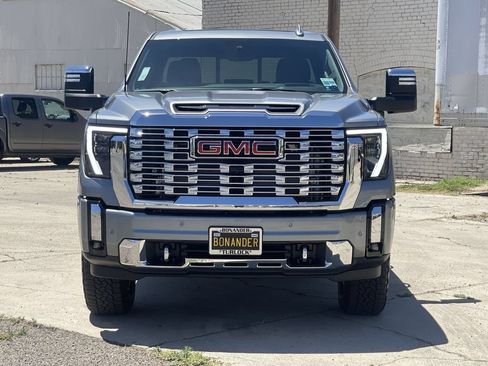 New 2026 GMC Sierra 3500 Denali w/ Denali Reserve Package AWD/4WD image 36