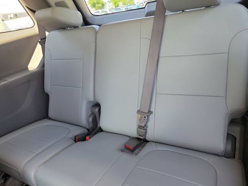 Used 2020 Chevrolet Traverse Premier w/ LPO, Floor Liner Package FWD image 12