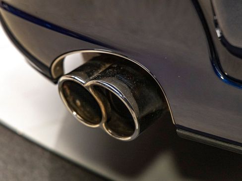 Used 2002 Porsche 911 Turbo image 38