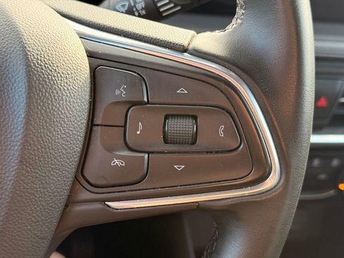 Used 2024 Buick Encore GX Sport Touring image 30