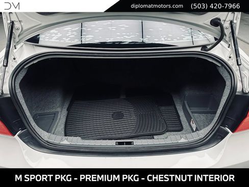 Used 2011 BMW 335i xDrive Sedan AWD/4WD image 48