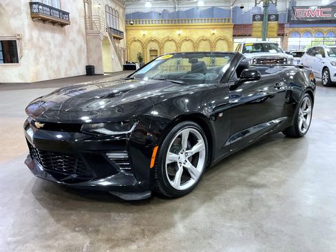 Used 2018 Chevrolet Camaro SS image 23