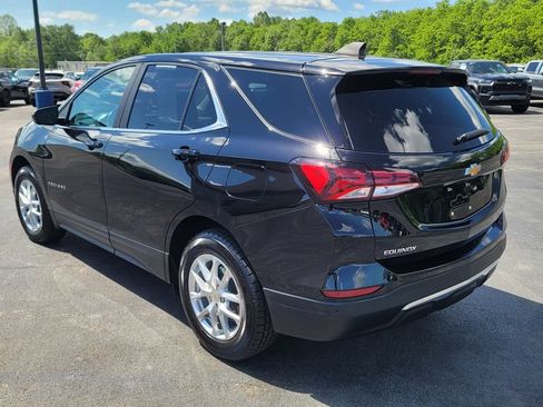 Used 2022 Chevrolet Equinox LT w/ Driver Convenience Package AWD/4WD image 9