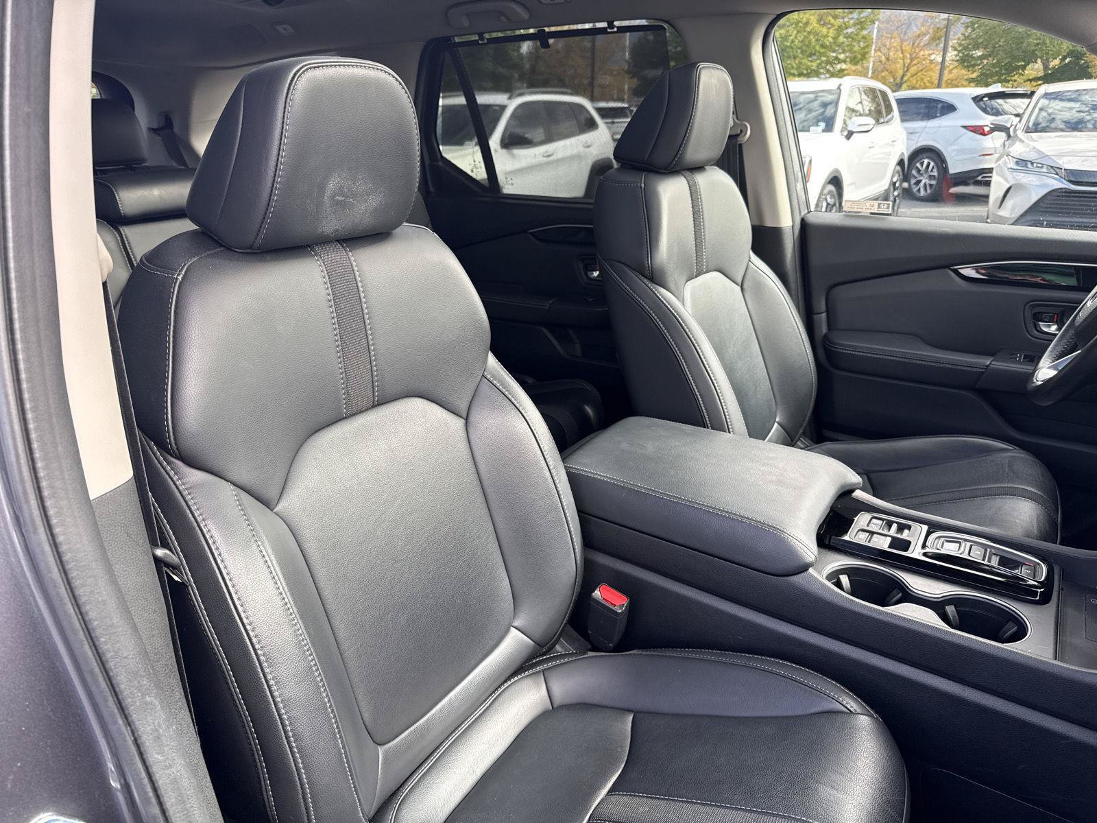 Used 2024 Honda Pilot Touring image 32