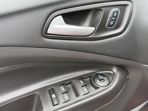 Used 2018 Ford Escape SEL AWD/4WD image 22