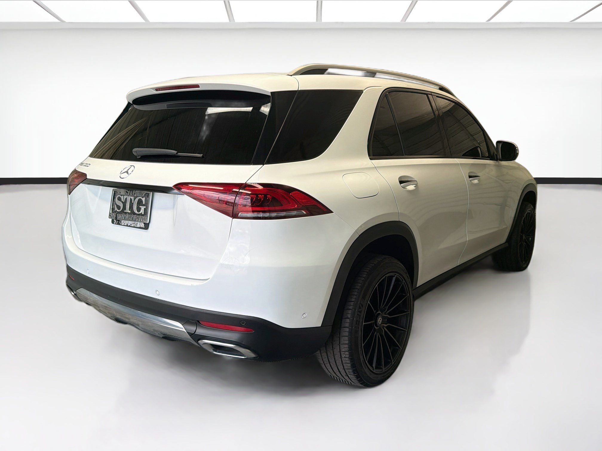 Used 2020 Mercedes-Benz GLE 350 image 4