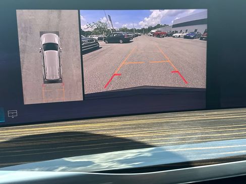 Certified 2026 Cadillac Escalade Luxury w/ LPO, Radiant Package AWD/4WD image 31