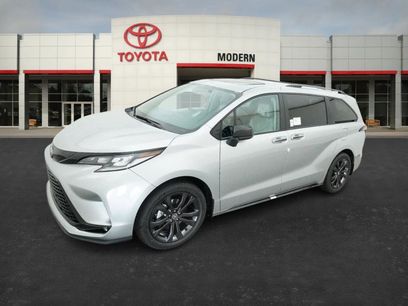 New 2025 Toyota Sienna XSE