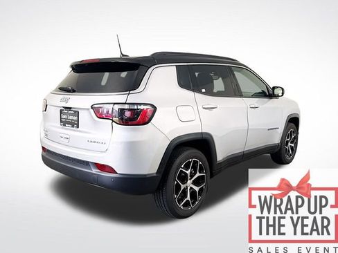 Used 2024 Jeep Compass Limited image 7