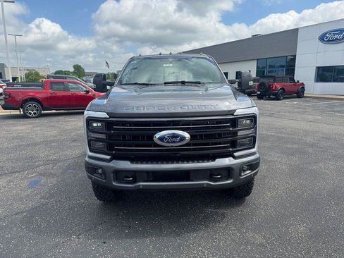 New 2026 Ford F250 Platinum w/ Tremor Off-Road Package AWD/4WD image 10