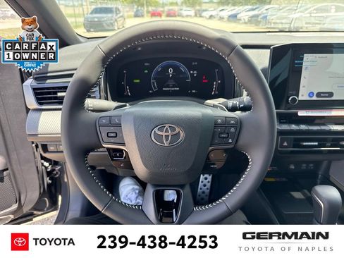 Used 2026 Toyota Camry SE FWD image 18