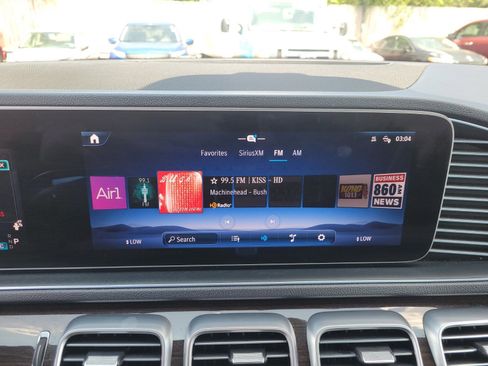 Used 2024 Mercedes-Benz GLE 350 4MATIC w/ 3rd Row Seat Package image 19