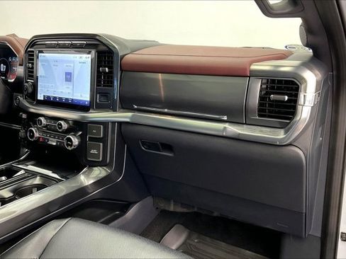 Used 2022 Ford F150 Lariat w/ Max Trailer Tow Package image 15