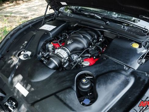 Used 2017 Maserati GranTurismo Sport image 77