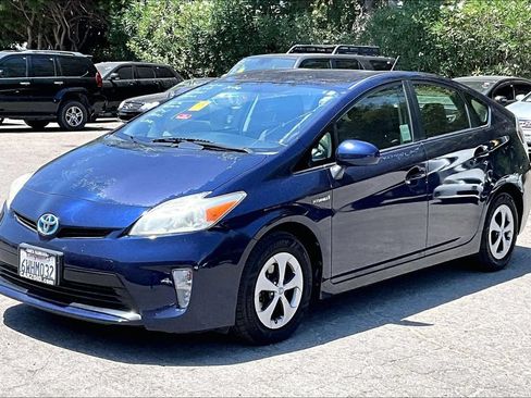 Used 2012 Toyota Prius Three FWD image 3