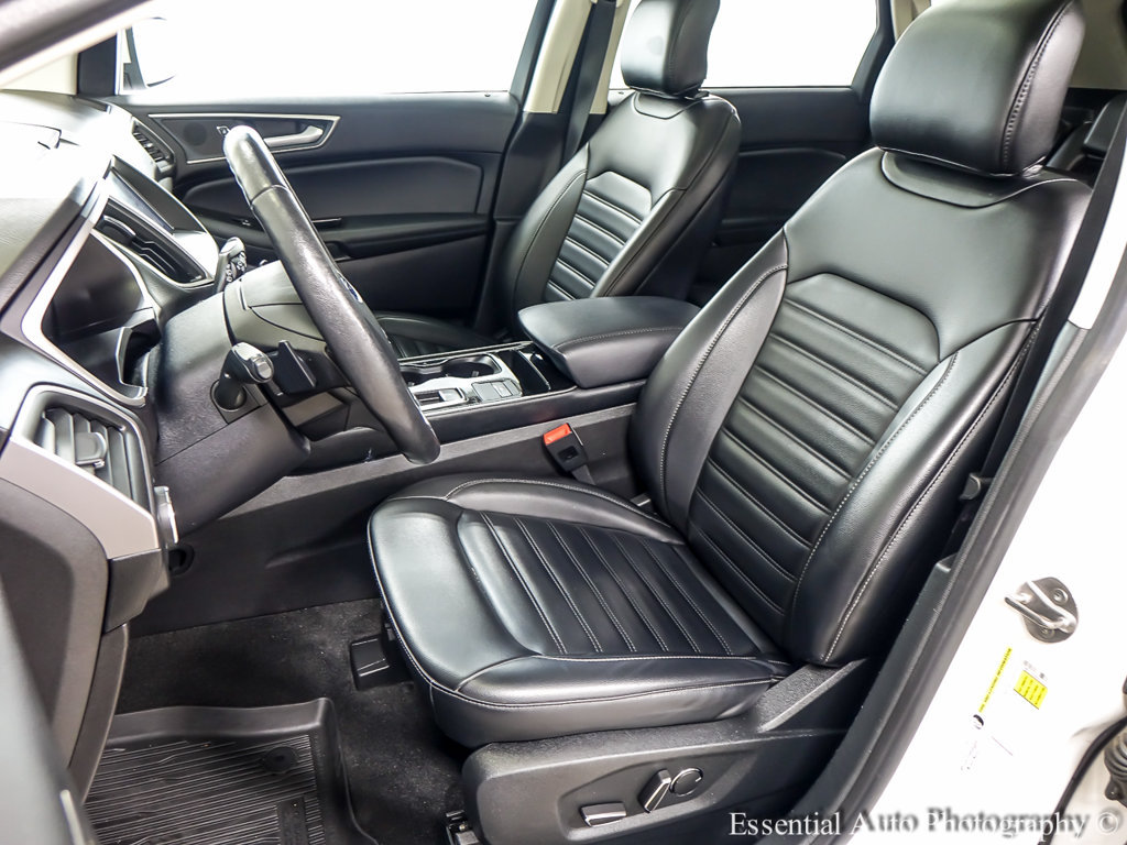 Used 2019 Ford Edge SEL w/ Equipment Group 201A AWD/4WD image 9