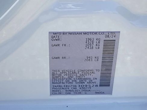 Used 2025 Nissan Altima 2.5 S FWD image 36