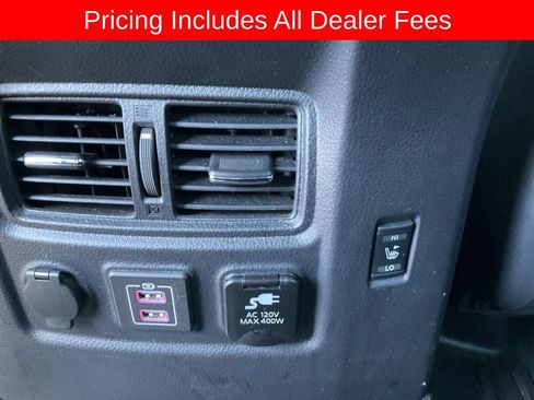 Used 2021 Nissan Titan PRO-4X w/ Pro-4x Convenience Package AWD/4WD image 37