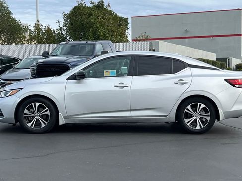 Used 2020 Nissan Sentra SV image 9