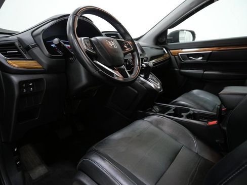 Used 2018 Honda CR-V Touring image 12