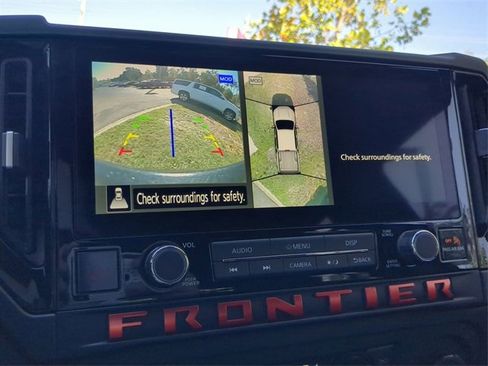 Certified 2025 Nissan Frontier PRO-4X w/ Pro Convenience Package image 19