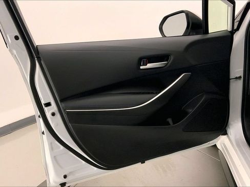 Used 2022 Toyota Corolla SE FWD image 24