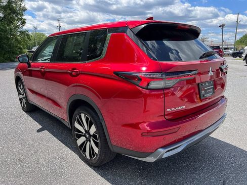 New 2026 Mitsubishi Outlander SE AWD/4WD image 3