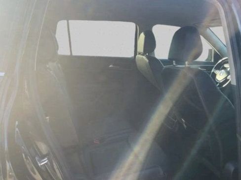 Used 2018 Volkswagen Atlas SE image 11