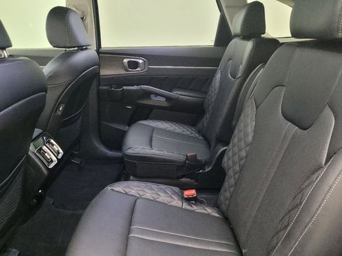 Used 2021 Kia Sorento SX Prestige AWD/4WD image 18